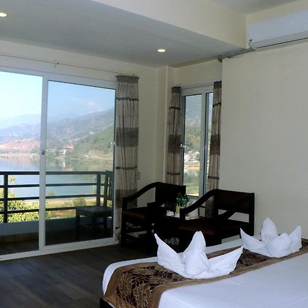 Hotel The Coast Pokhara Exterior photo