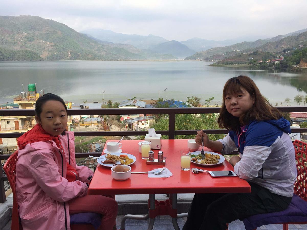 Hotel The Coast Pokhara Exterior photo