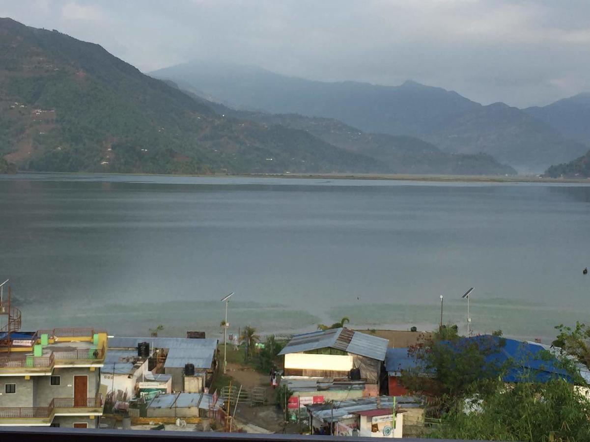 Hotel The Coast Pokhara Exterior photo