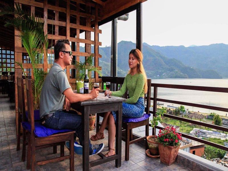 Hotel The Coast Pokhara Exterior photo